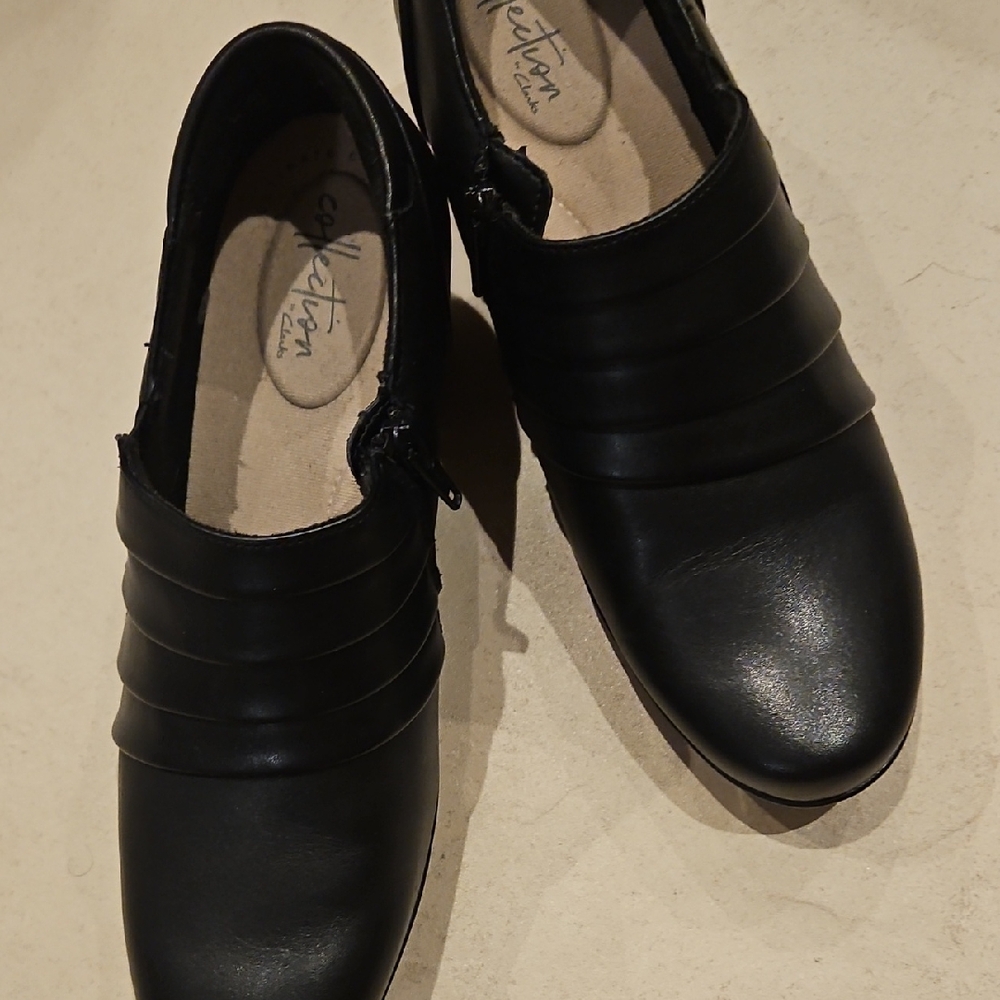 Clarks Black Women's Slip-On Ankle Booties